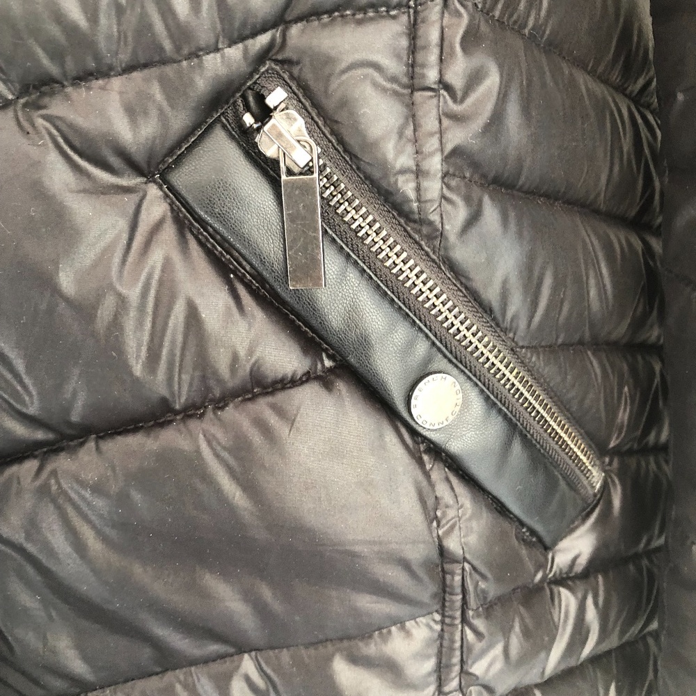 French Connection Black Puffer Coat w/ faux fur Collar - Picture 5 of 10